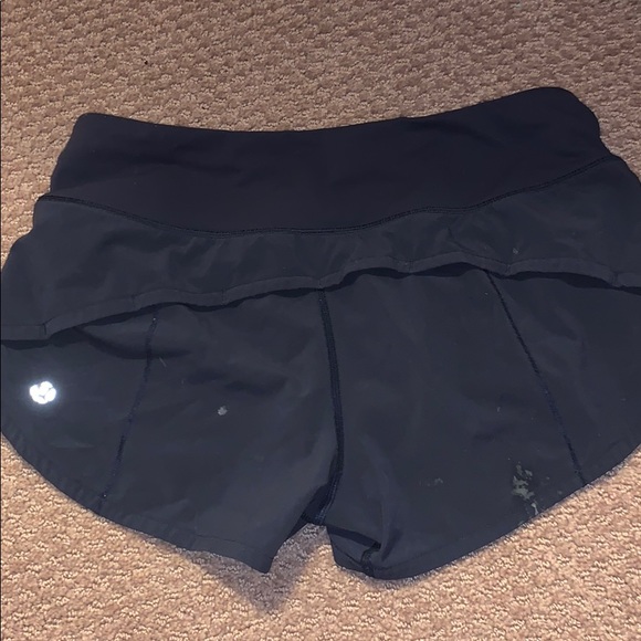 NAVY LULULEMON SHORTS (no pocket) sz 2 - Picture 2 of 2
